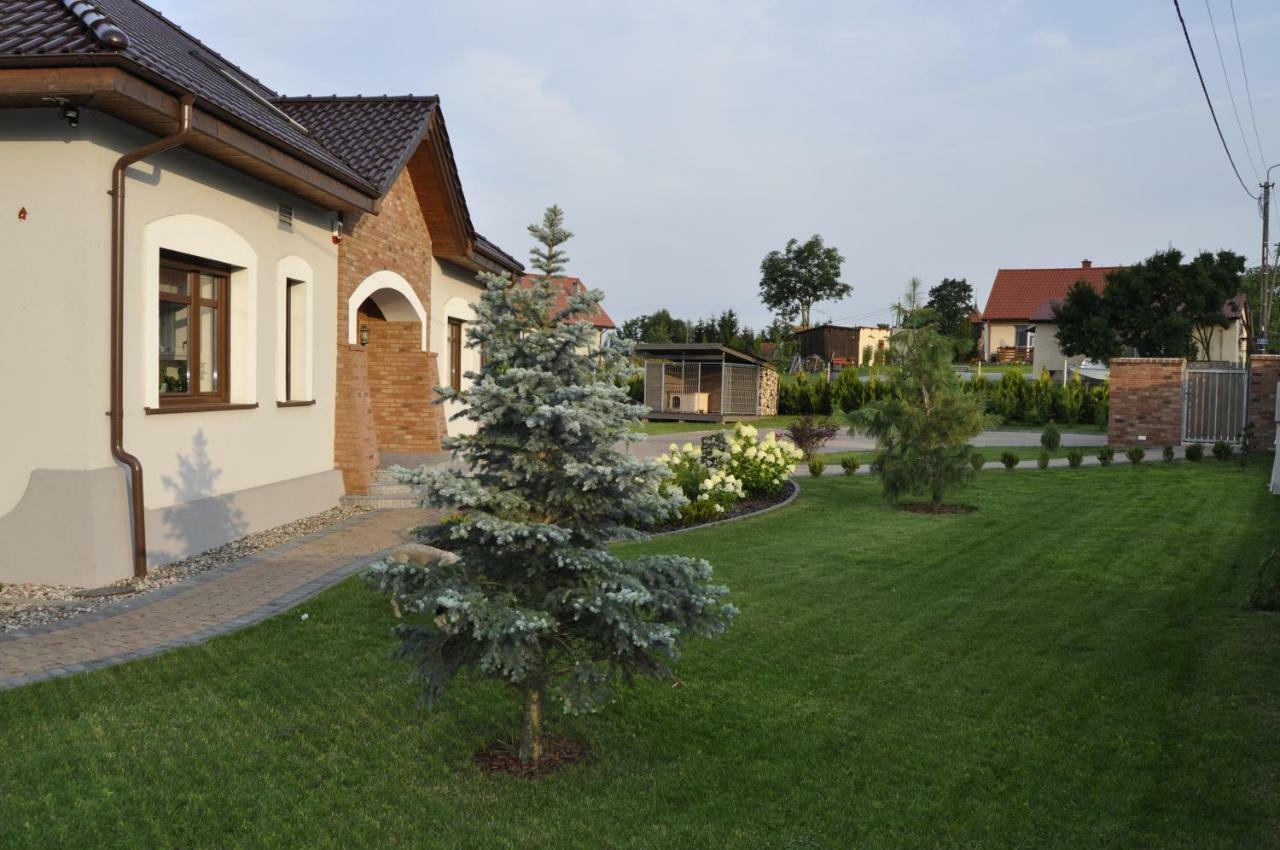 Dom Nad Jeziorem Jeziorany Luaran gambar